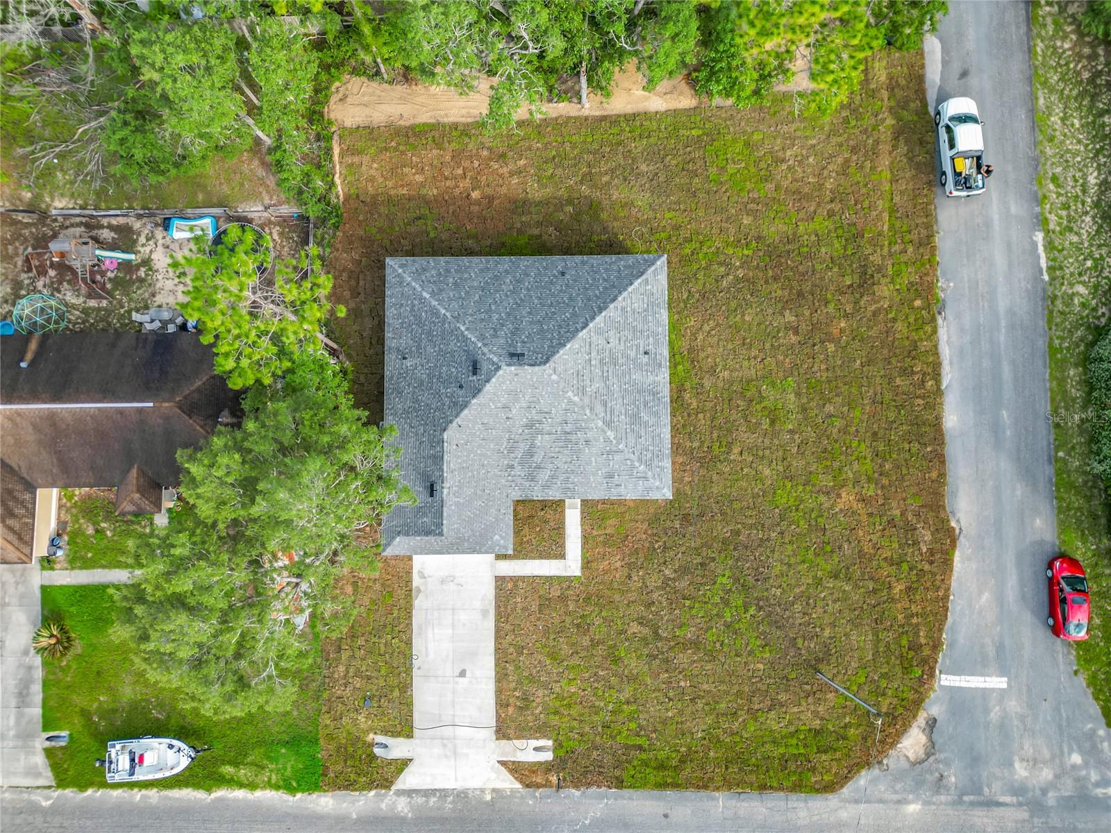 Image 2 of 44 For 5736 Claremont Drive