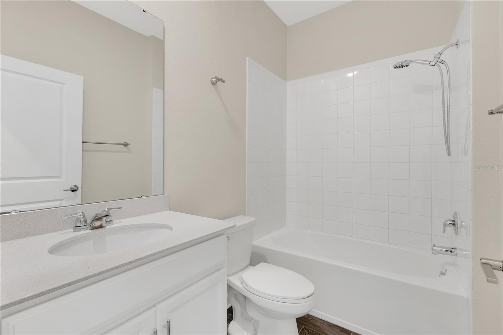 Image 10 of 39 For 272 Taft Drive