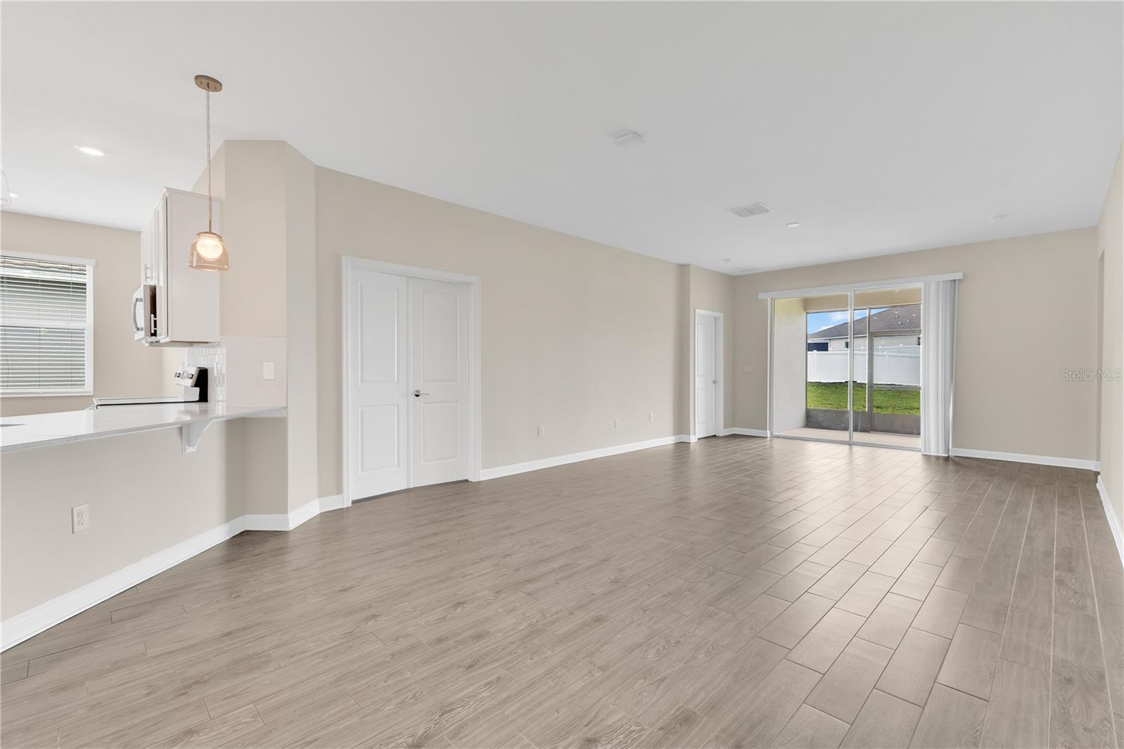 Image 3 of 39 For 272 Taft Drive
