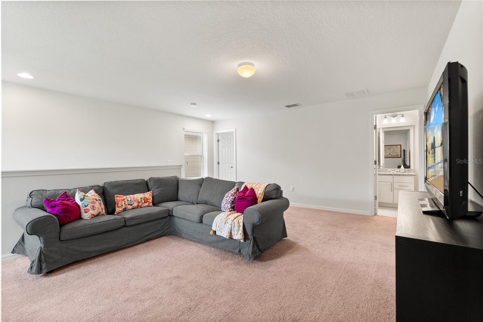 Image 14 of 33 For 248 Domus Lane
