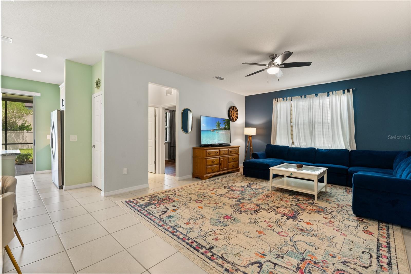 Image 3 of 33 For 248 Domus Lane