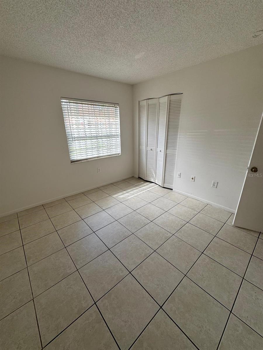 Image 11 of 19 For 1438 Holden Avenue 6