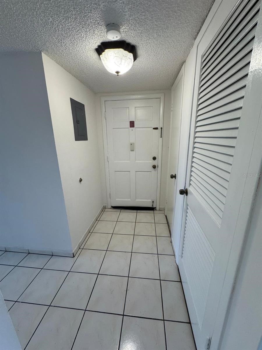 Image 12 of 19 For 1438 Holden Avenue 6