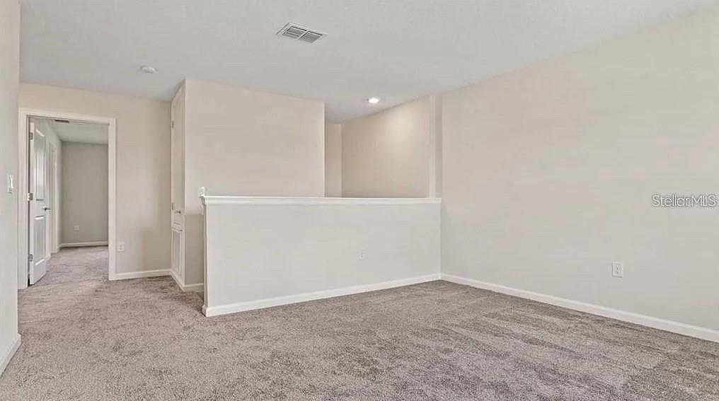 Image 12 of 25 For 16480 Fernridge Street