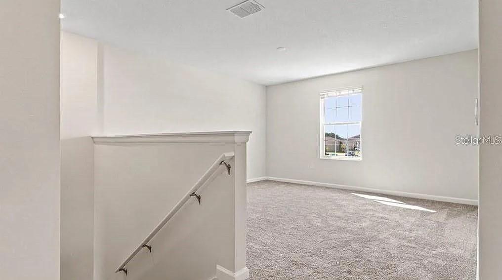 Image 13 of 25 For 16480 Fernridge Street