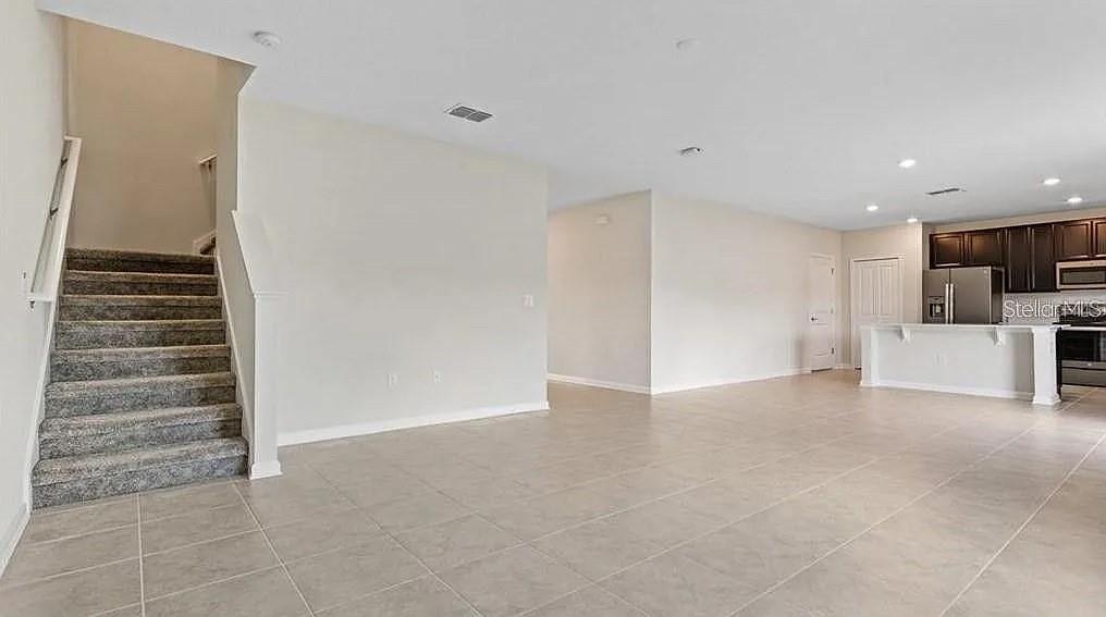 Image 5 of 25 For 16480 Fernridge Street