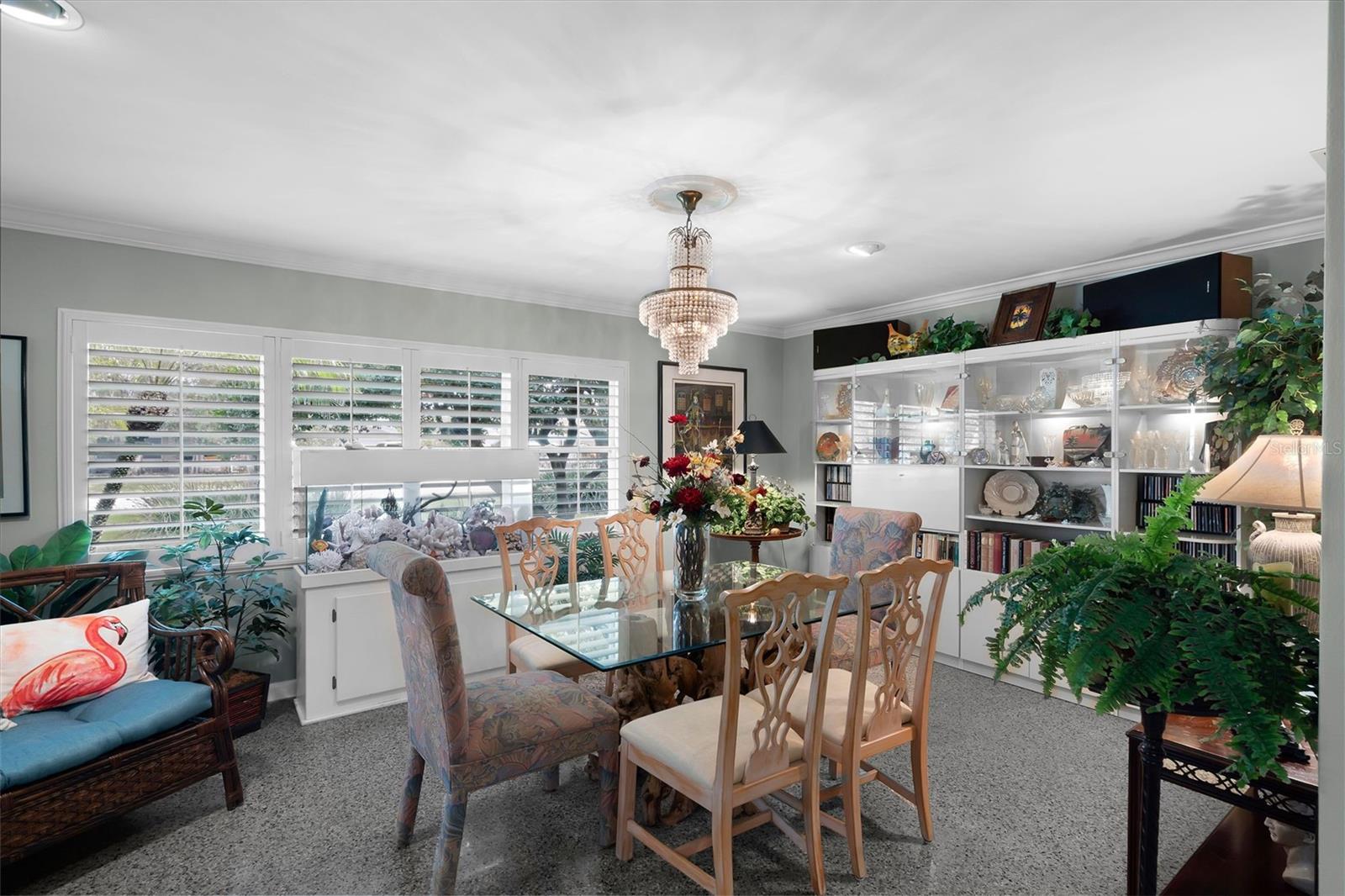 Image 5 of 35 For 2681 Palmetto Rd