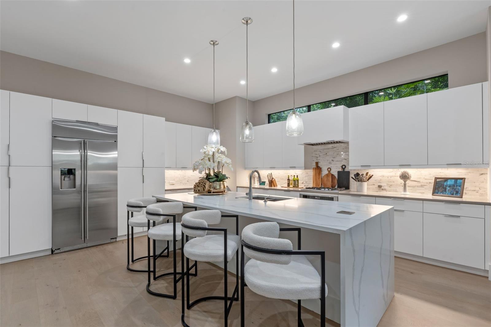 Image 12 of 74 For 1270 Arlington Place