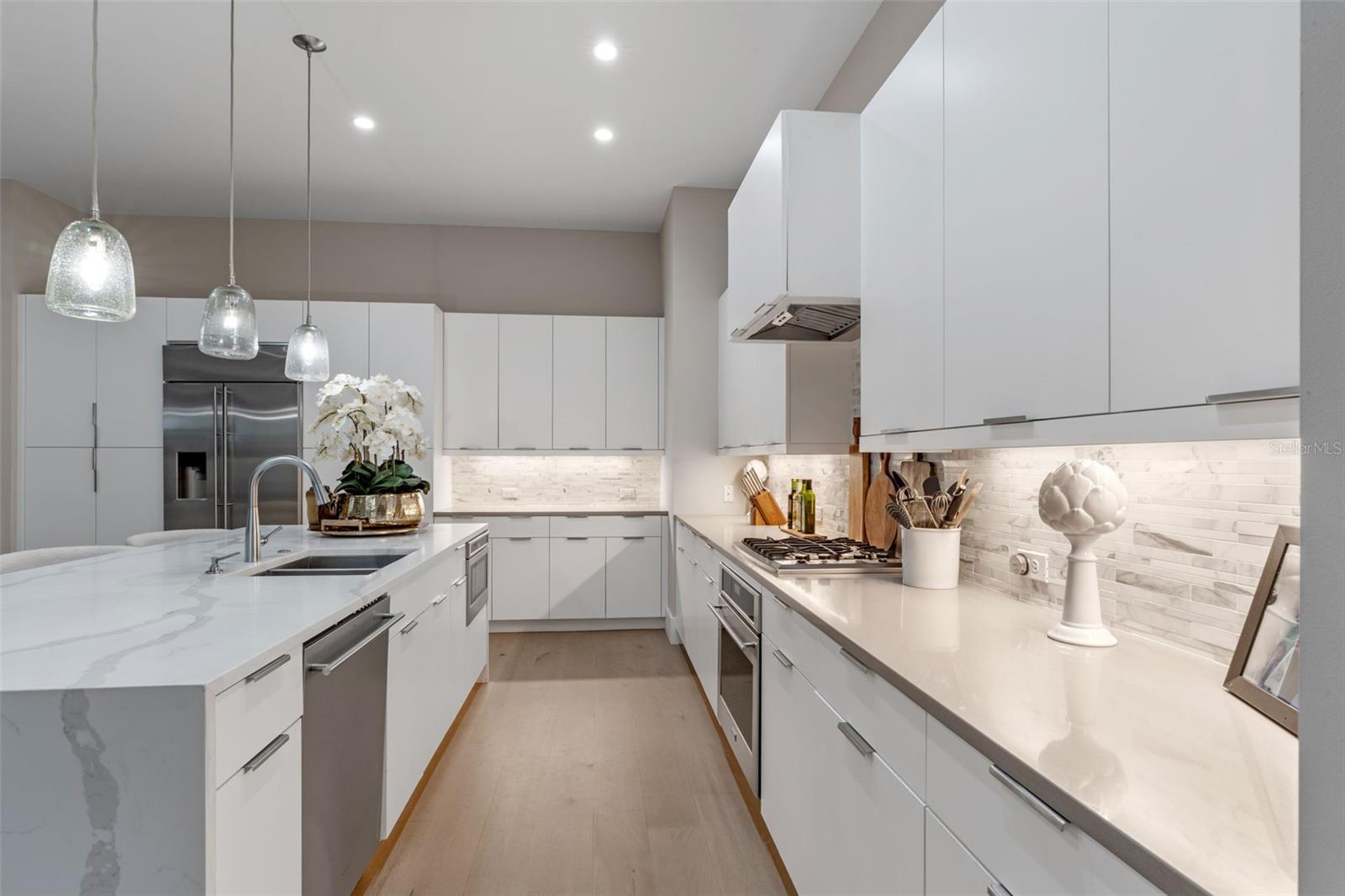 Image 13 of 74 For 1270 Arlington Place