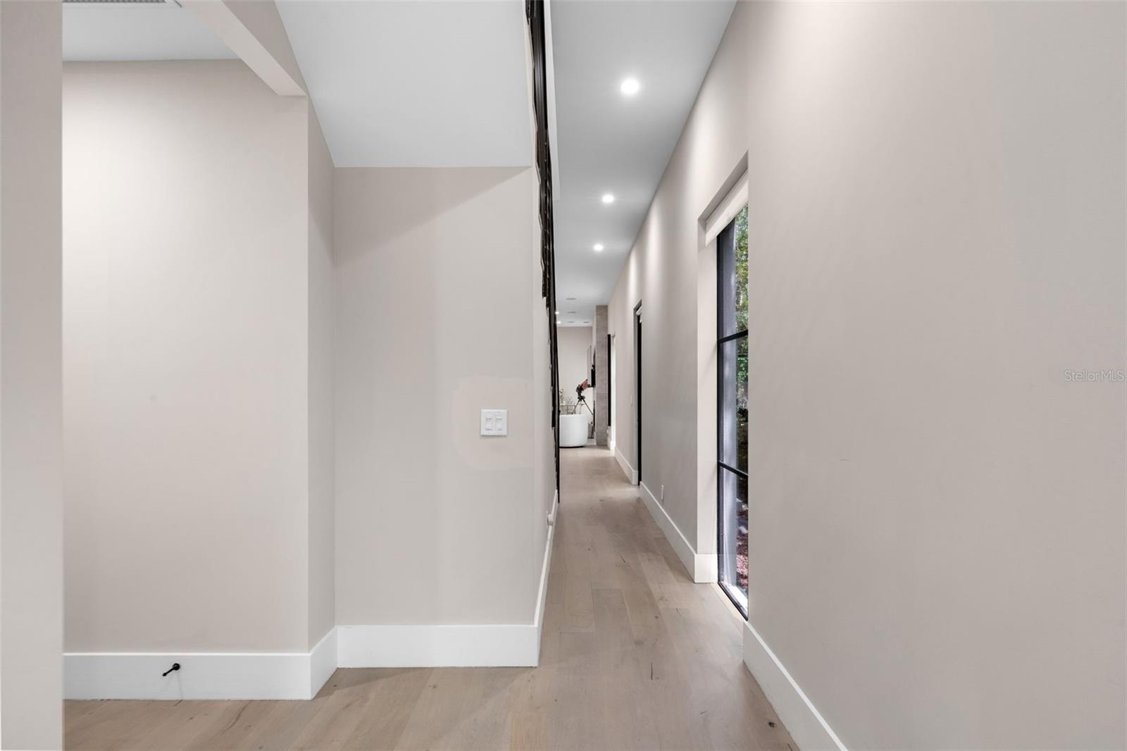 Image 7 of 74 For 1270 Arlington Place