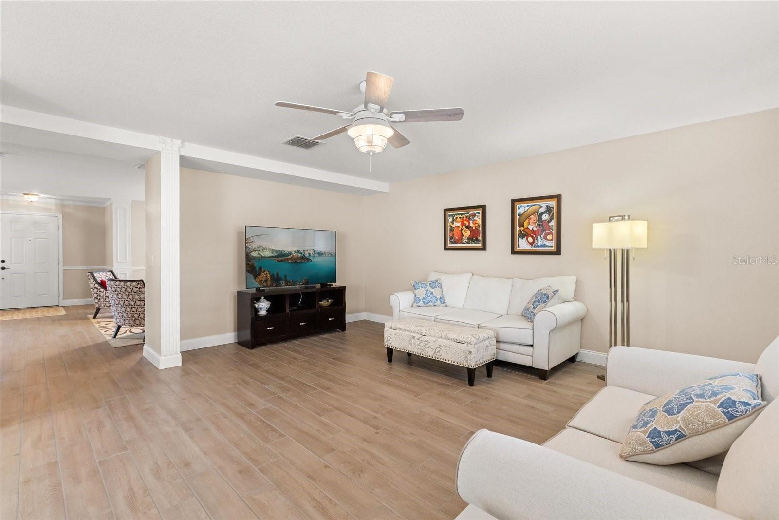 Image 13 of 33 For 14726 Water Locust Drive