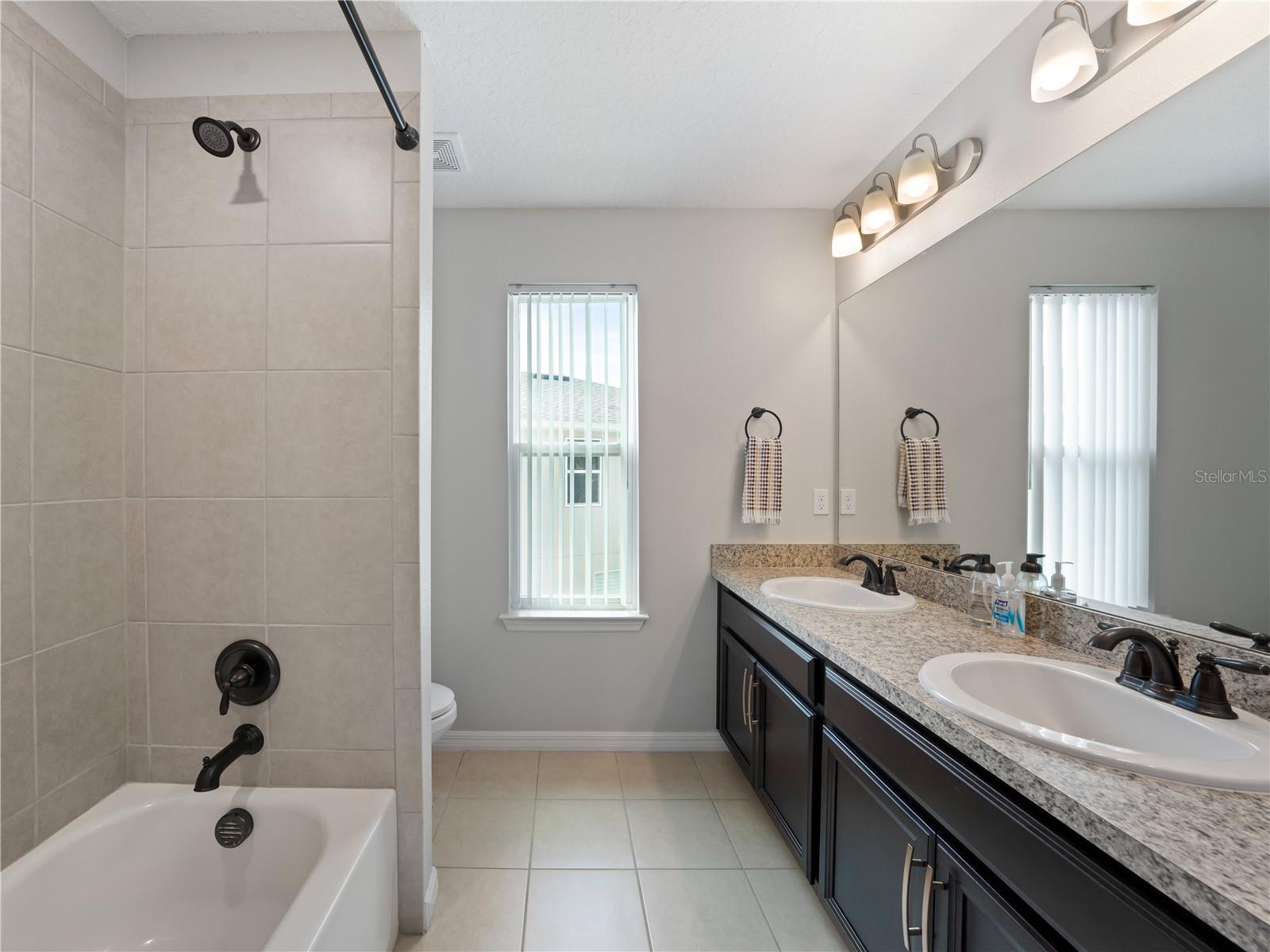 Image 31 of 43 For 2556 Ocoee Reserve Court