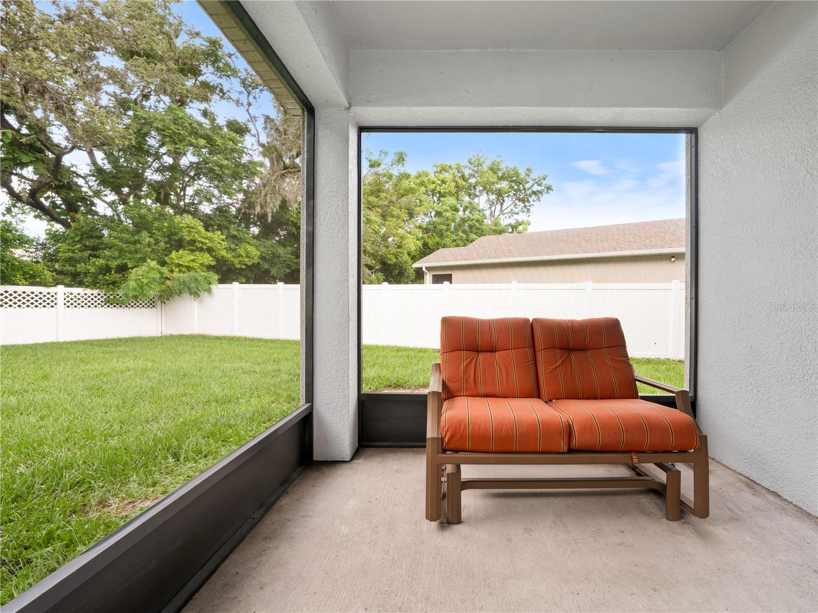 Image 33 of 43 For 2556 Ocoee Reserve Court