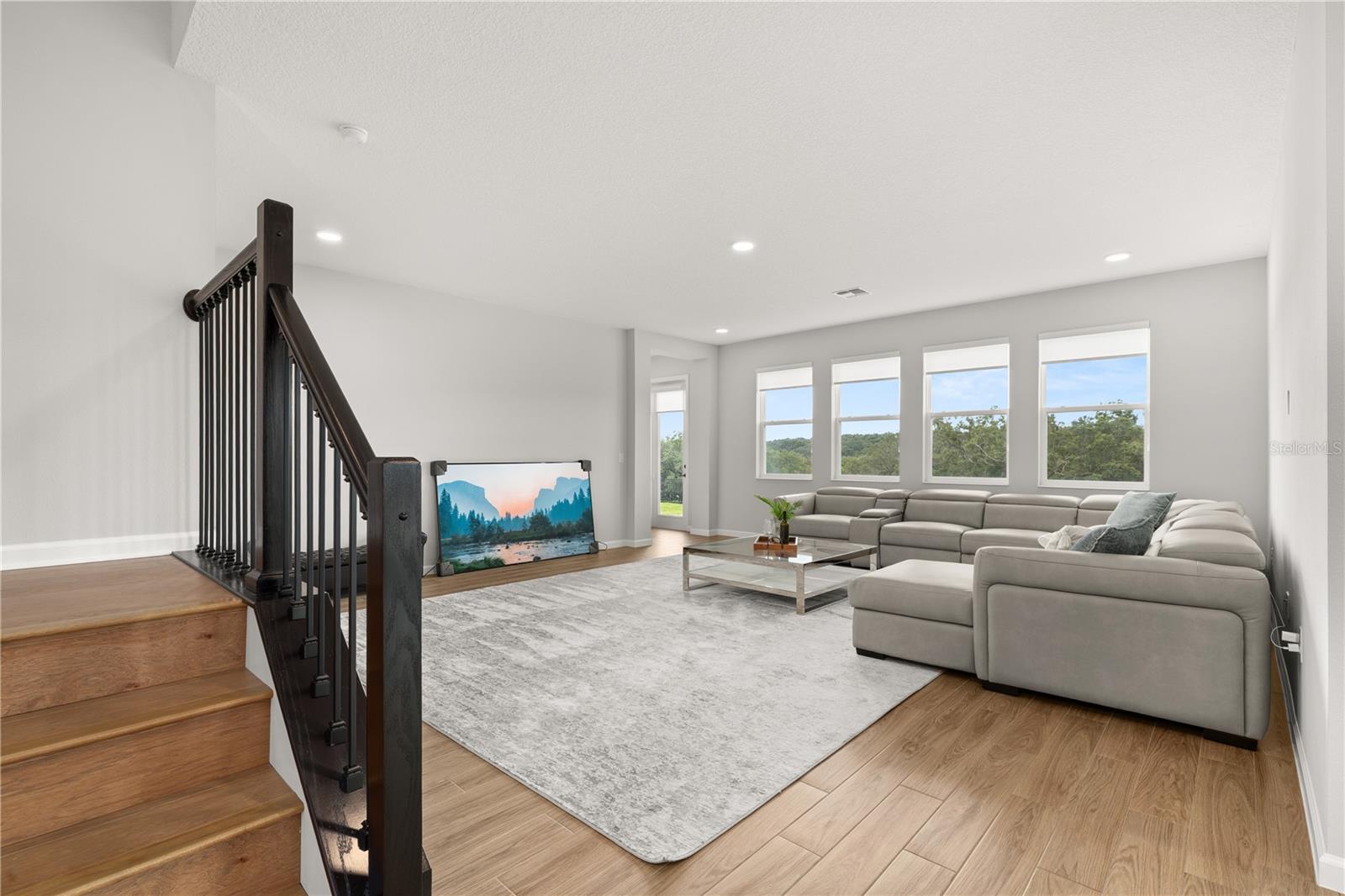 Image 27 of 76 For 3228 Roseville Drive