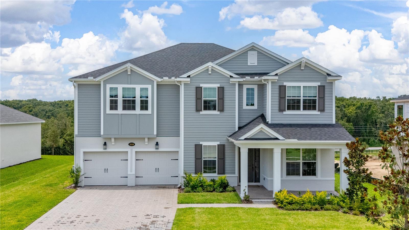 Image 3 of 76 For 3228 Roseville Drive