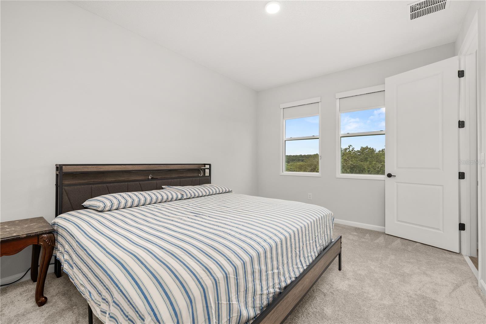 Image 32 of 76 For 3228 Roseville Drive