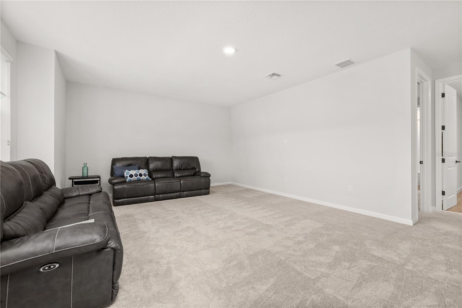 Image 38 of 76 For 3228 Roseville Drive