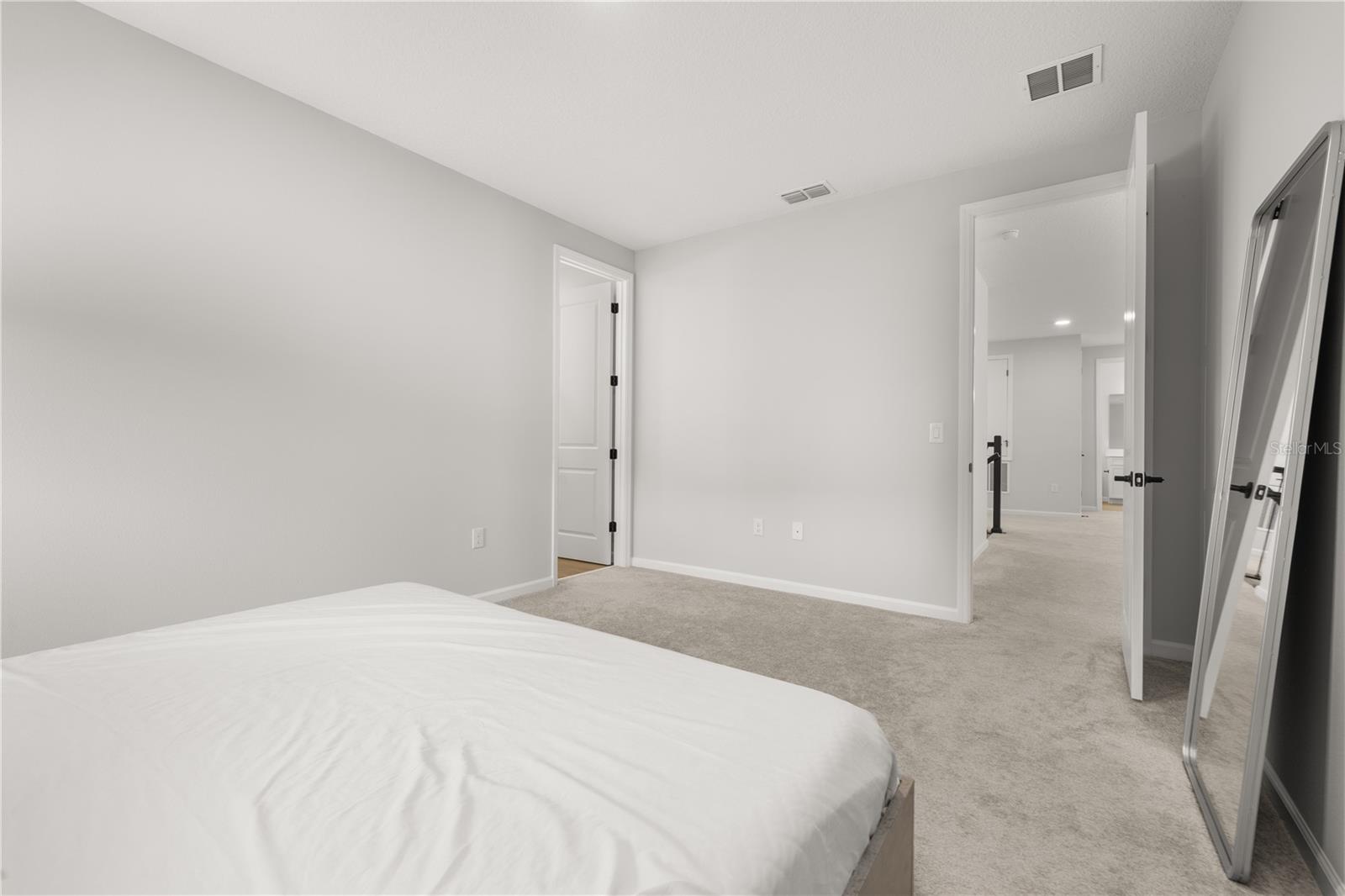 Image 43 of 76 For 3228 Roseville Drive