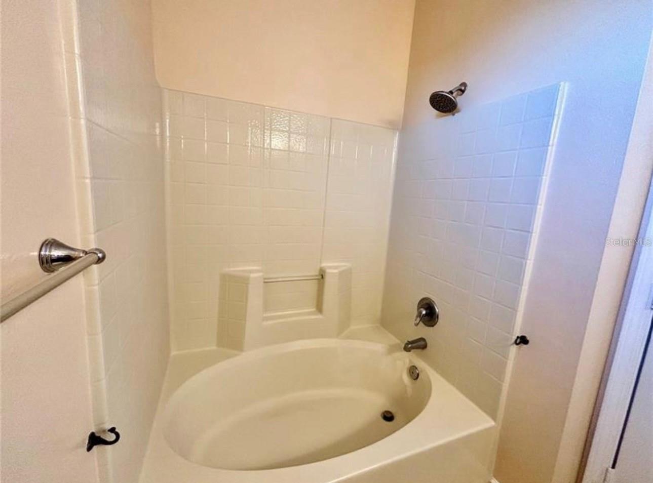 Image 7 of 12 For 12307 Lantana Park Lane 110