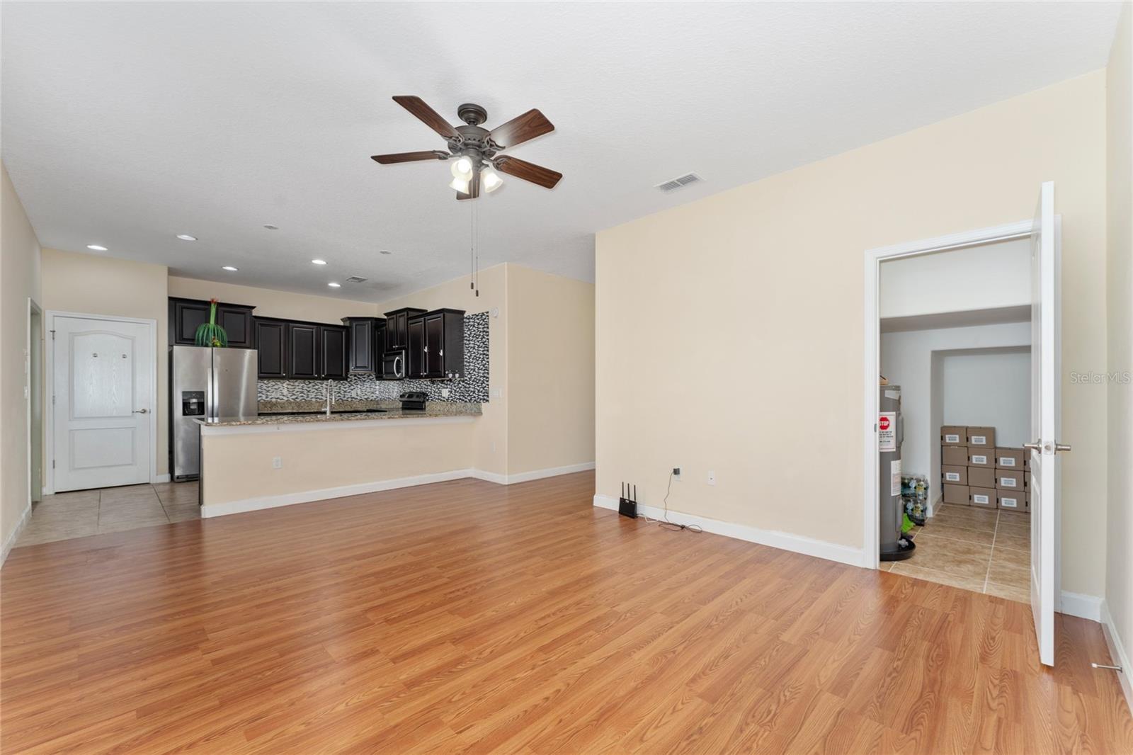 Image 23 of 41 For 1355 Vasey Road