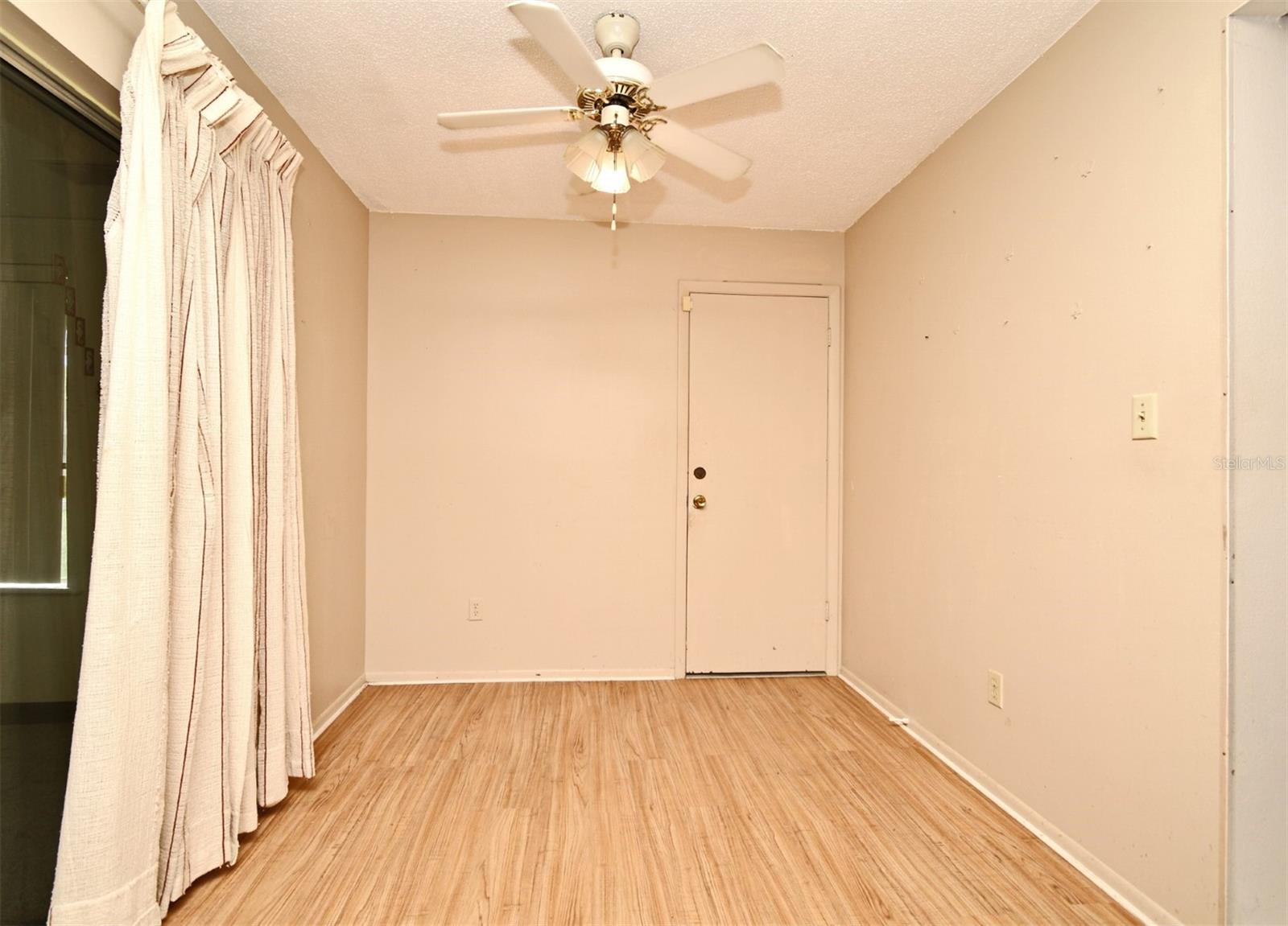 Image 8 of 15 For 135 Oaxaca Lane