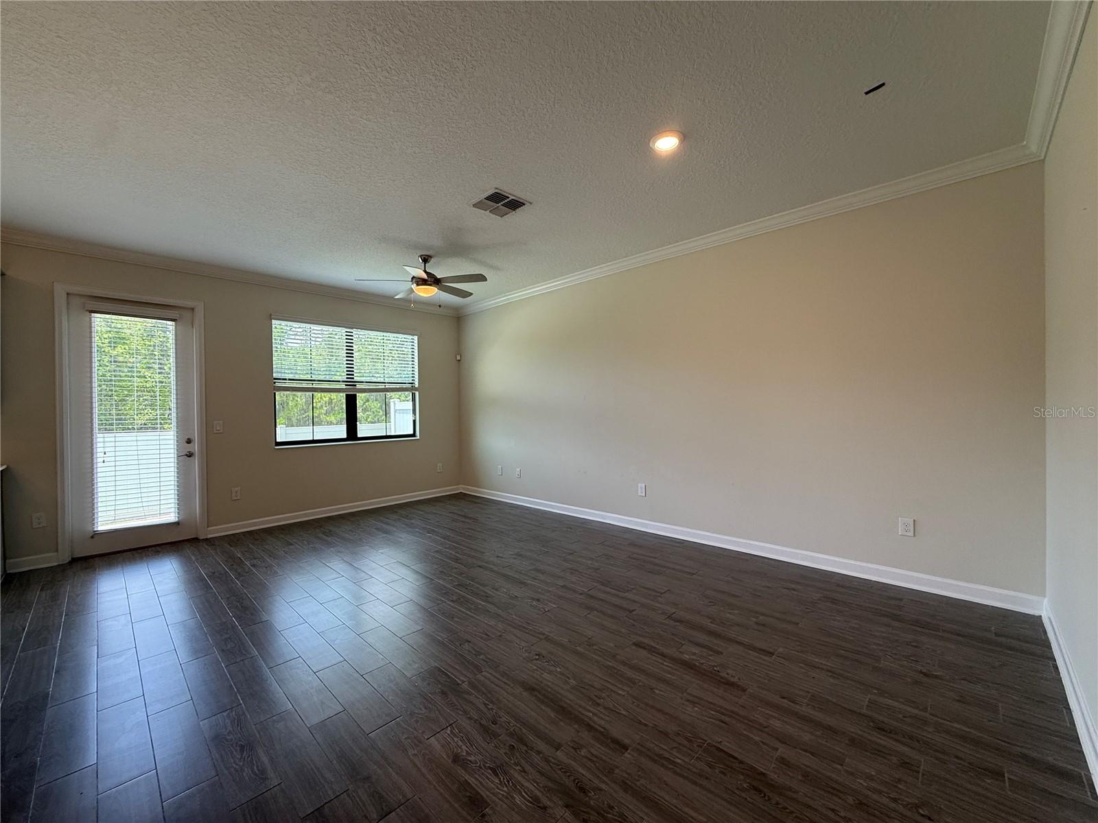 Image 5 of 35 For 11270 Whistling Pine Way
