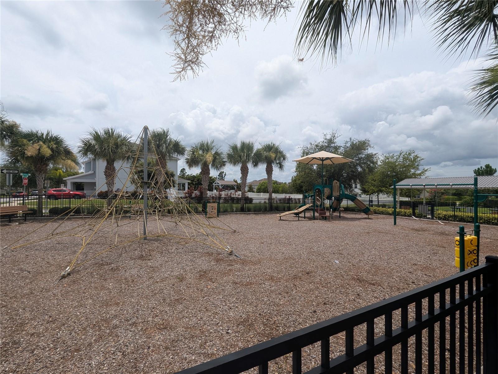 Image 26 of 29 For 7524 Summerlake Groves Street