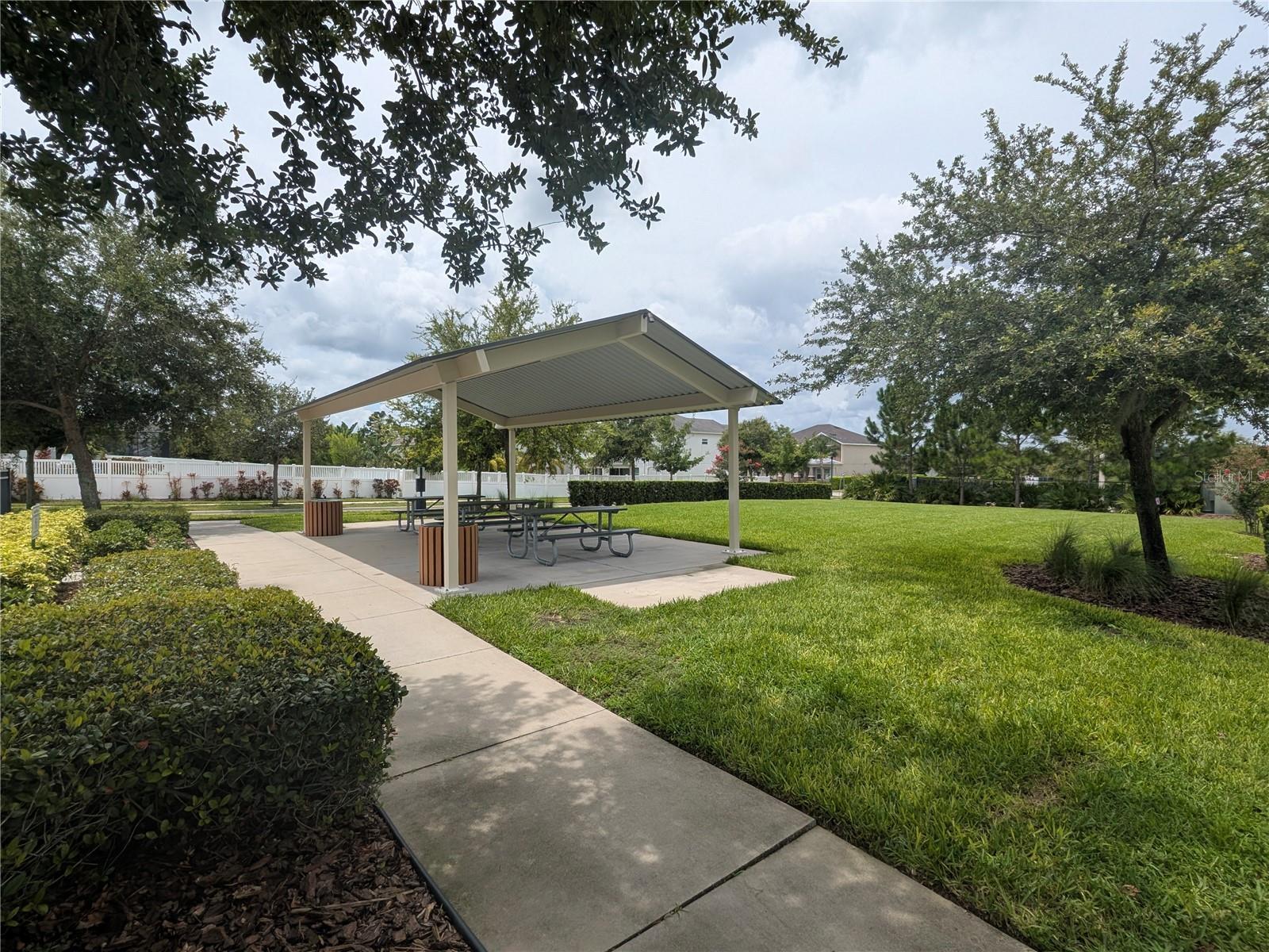 Image 27 of 29 For 7524 Summerlake Groves Street