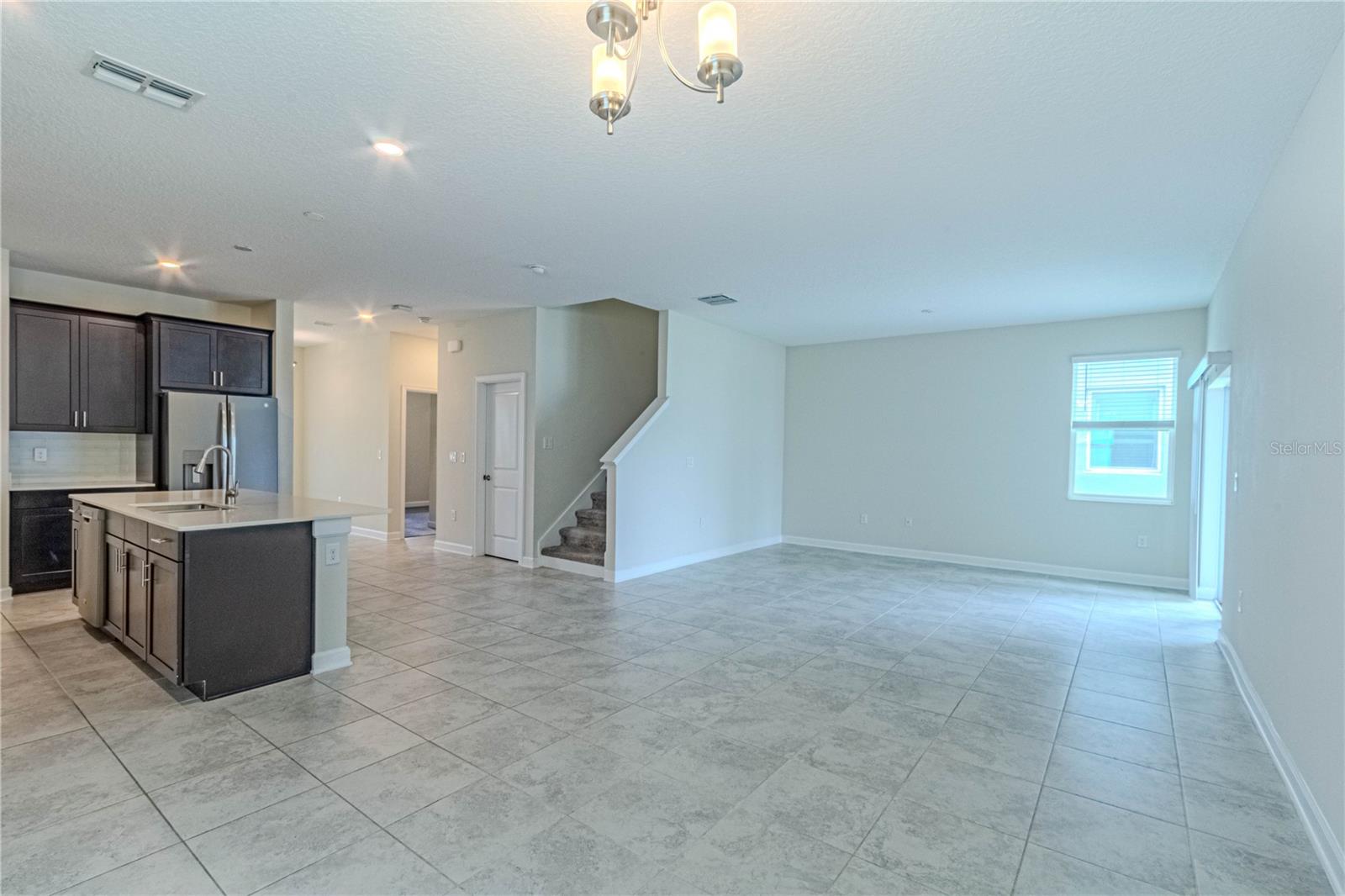 Image 6 of 29 For 7524 Summerlake Groves Street