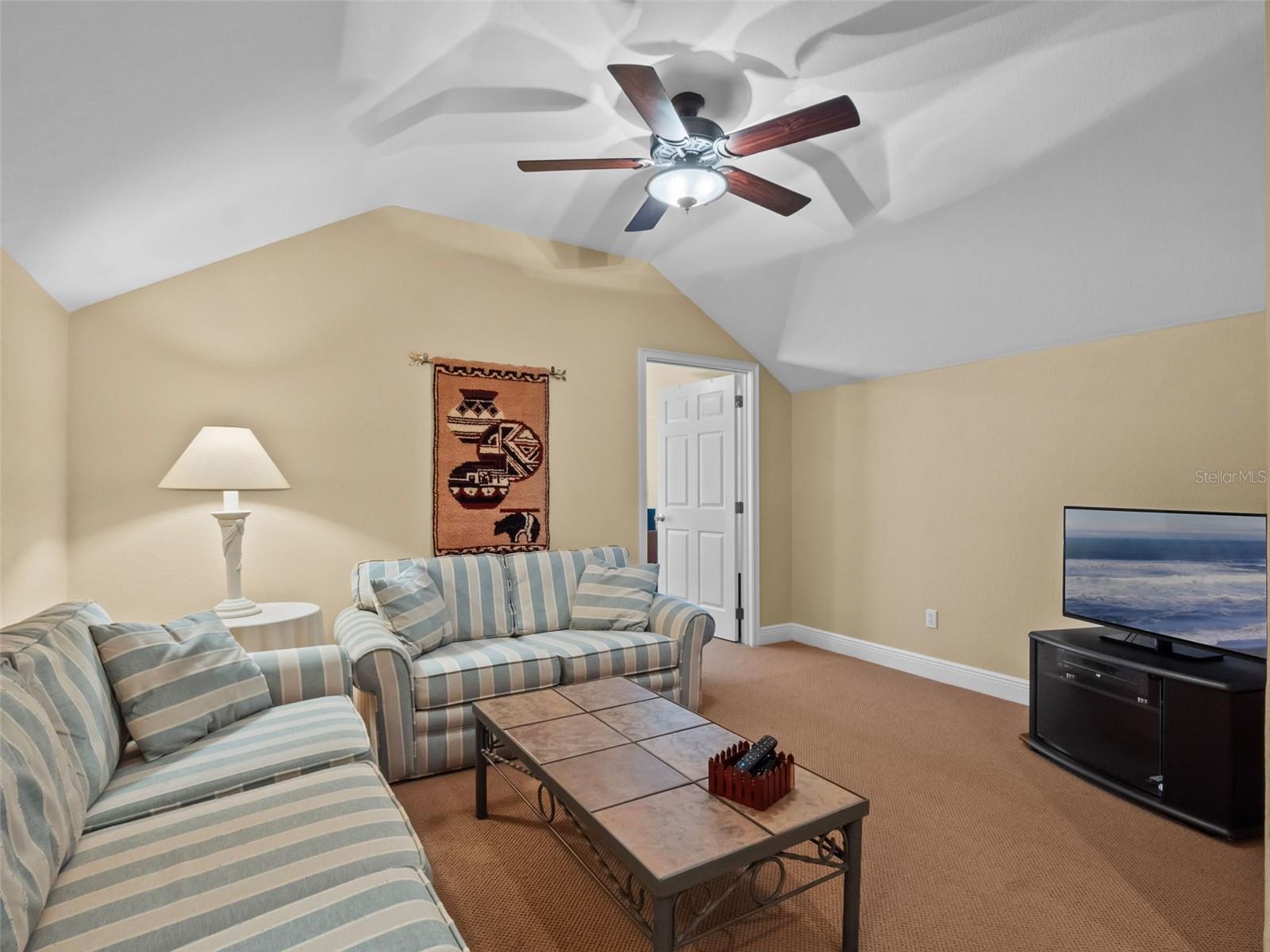 Image 22 of 48 For 8974 Grey Hawk Point