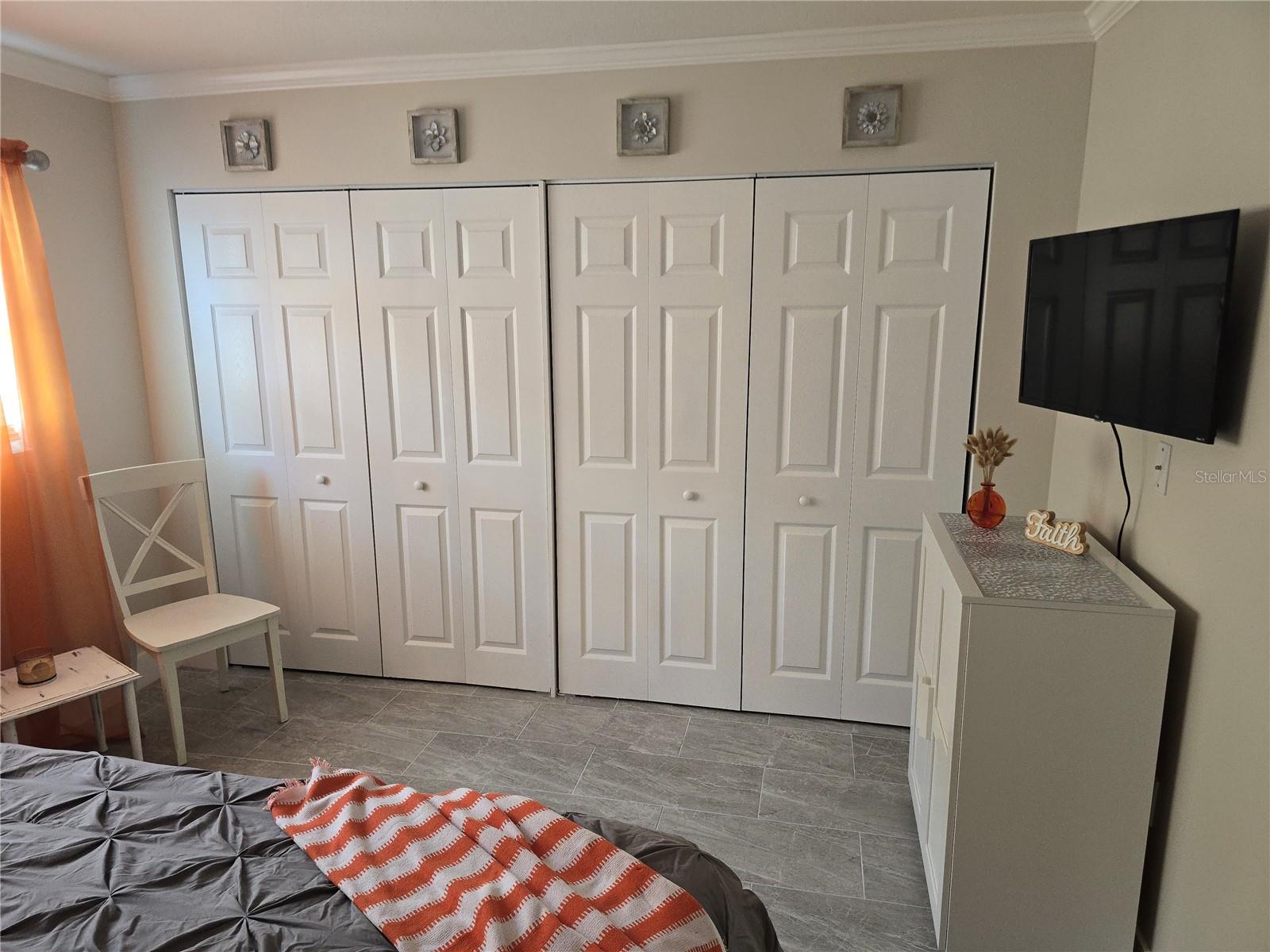 Image 15 of 21 For 9715 Harrell Avenue 16