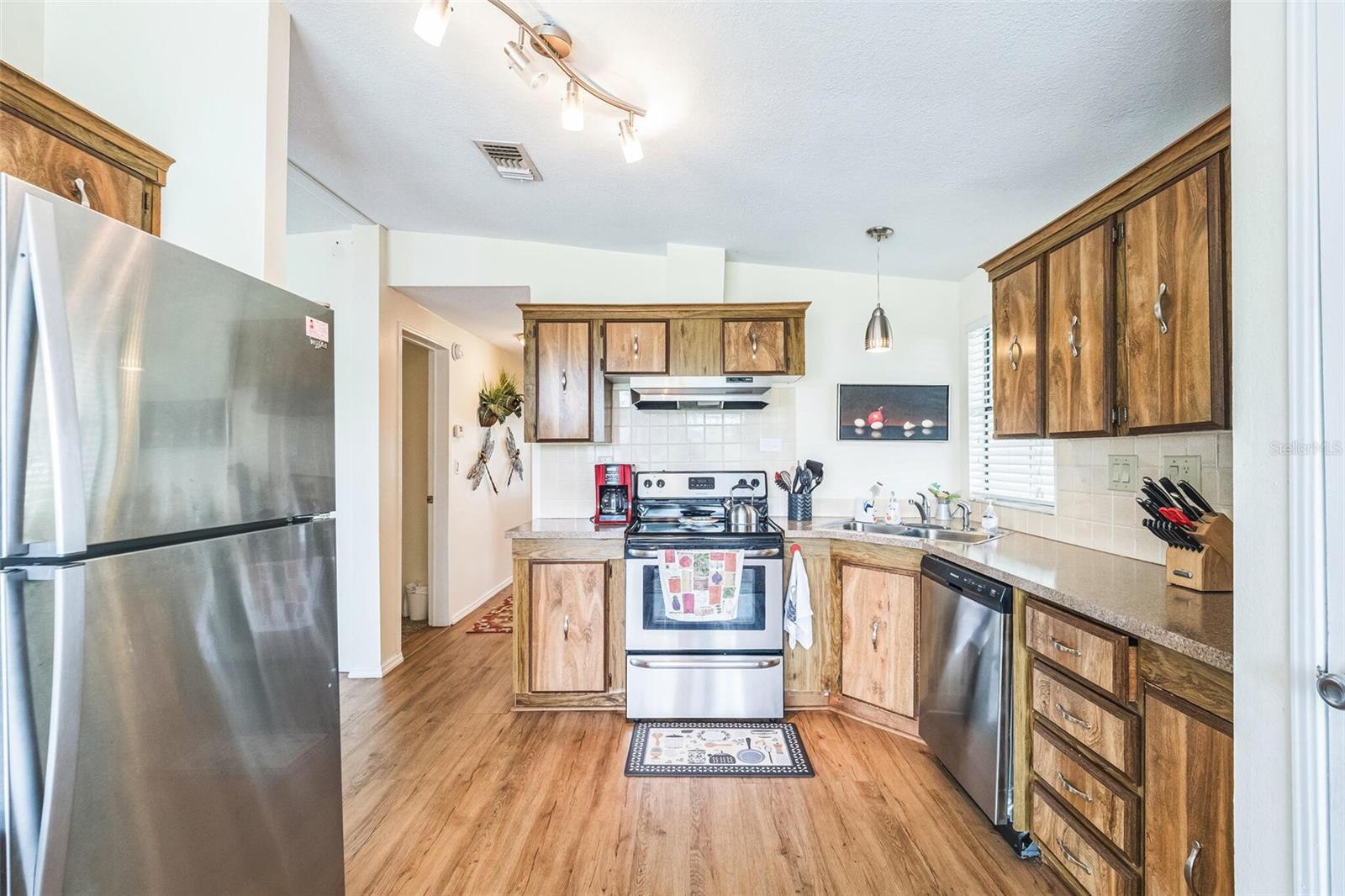 Image 11 of 28 For 1503 Schwartz Boulevard