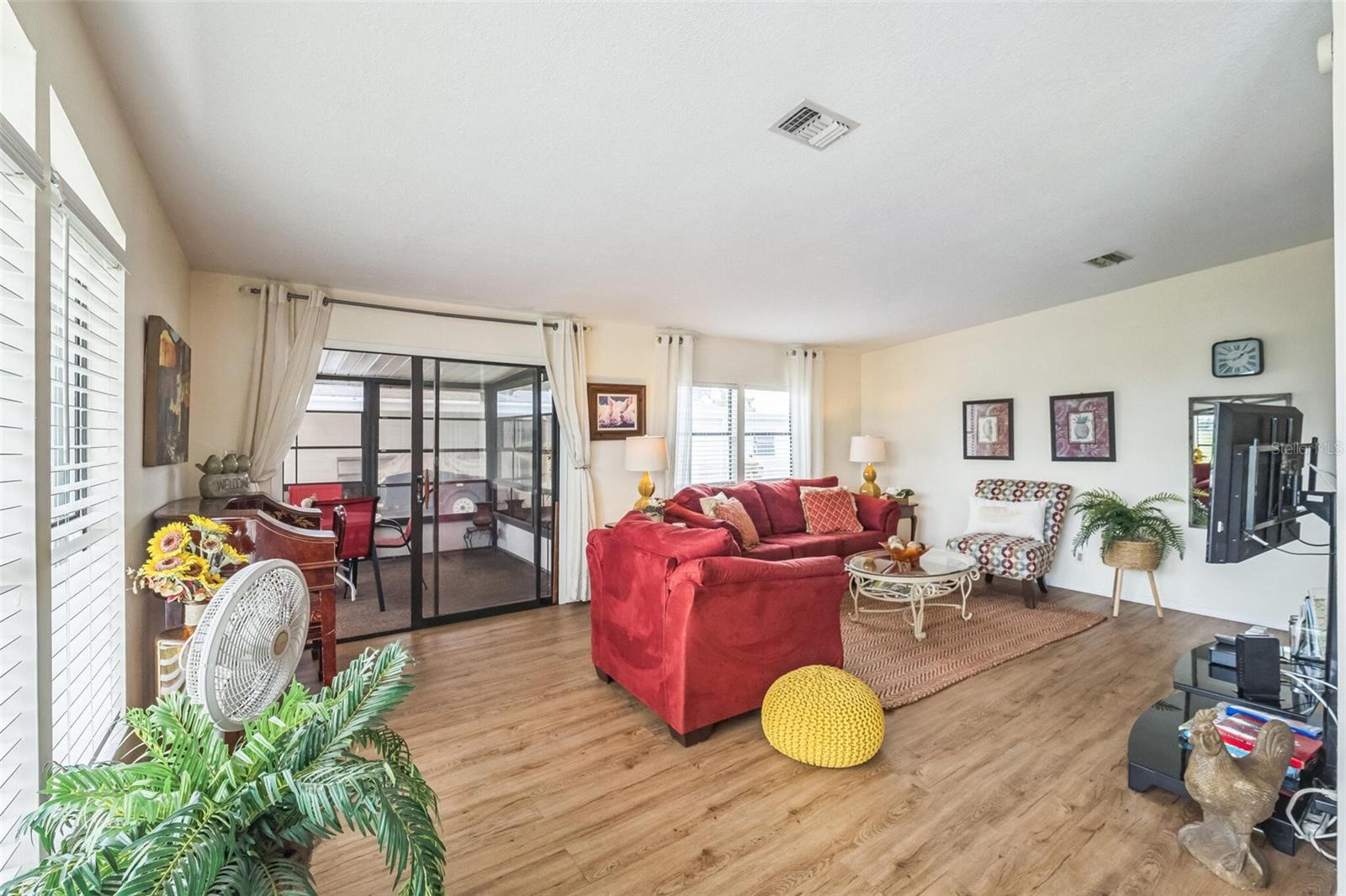 Image 15 of 28 For 1503 Schwartz Boulevard
