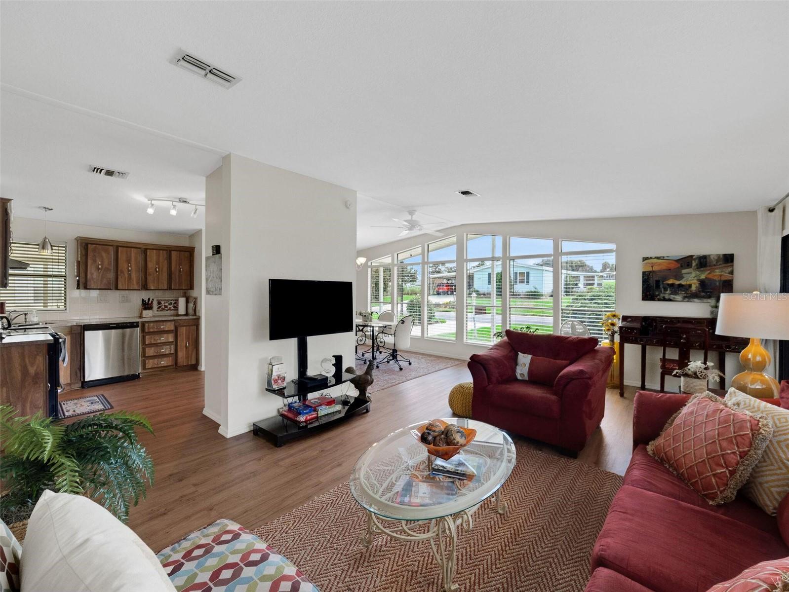 Image 5 of 28 For 1503 Schwartz Boulevard