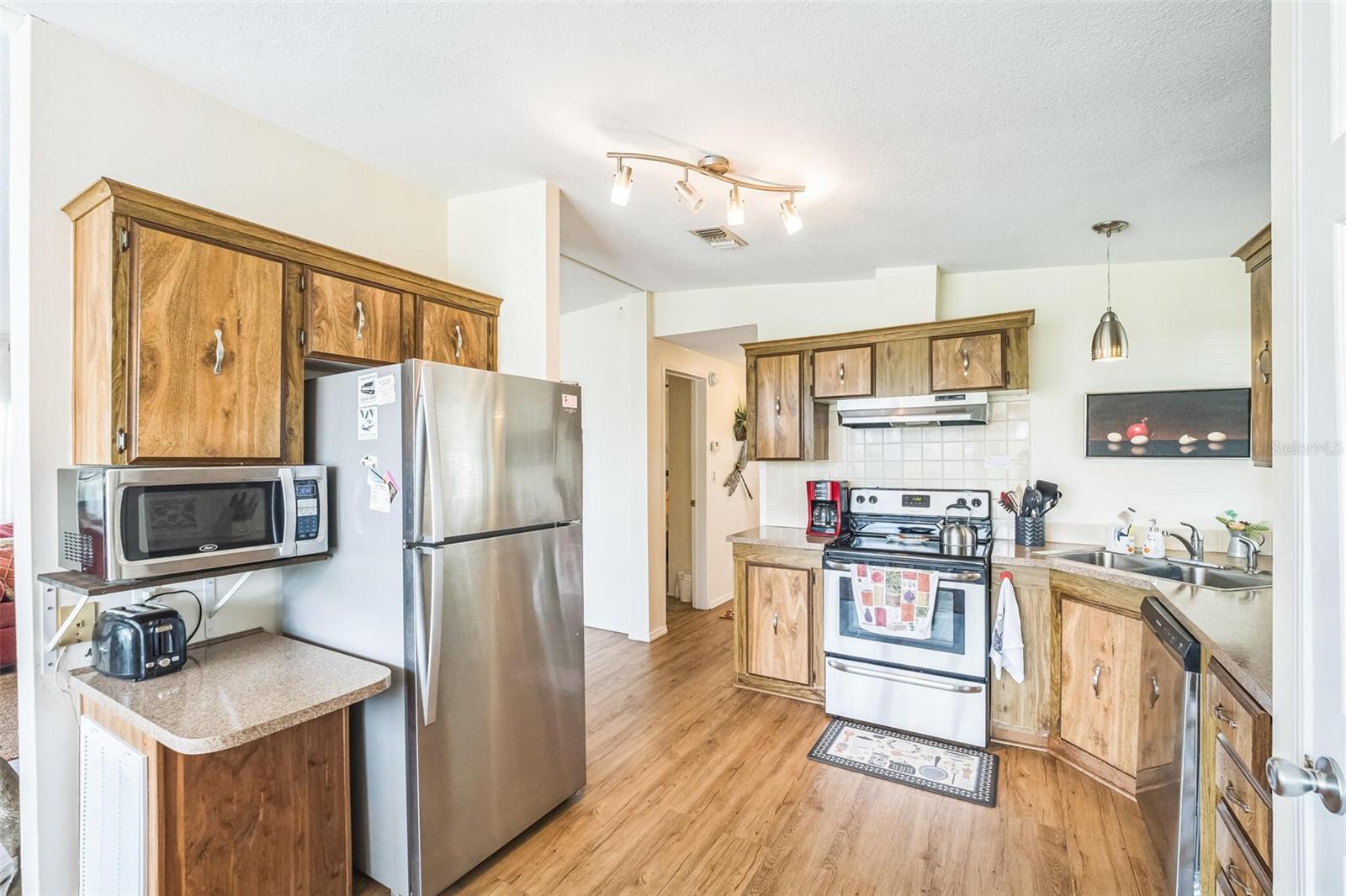Image 9 of 28 For 1503 Schwartz Boulevard