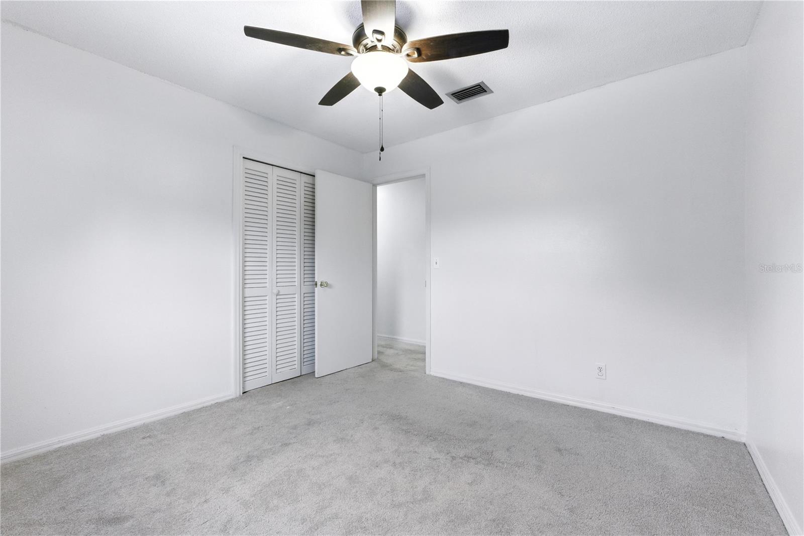 Image 46 of 75 For 560 Ora Dell Avenue