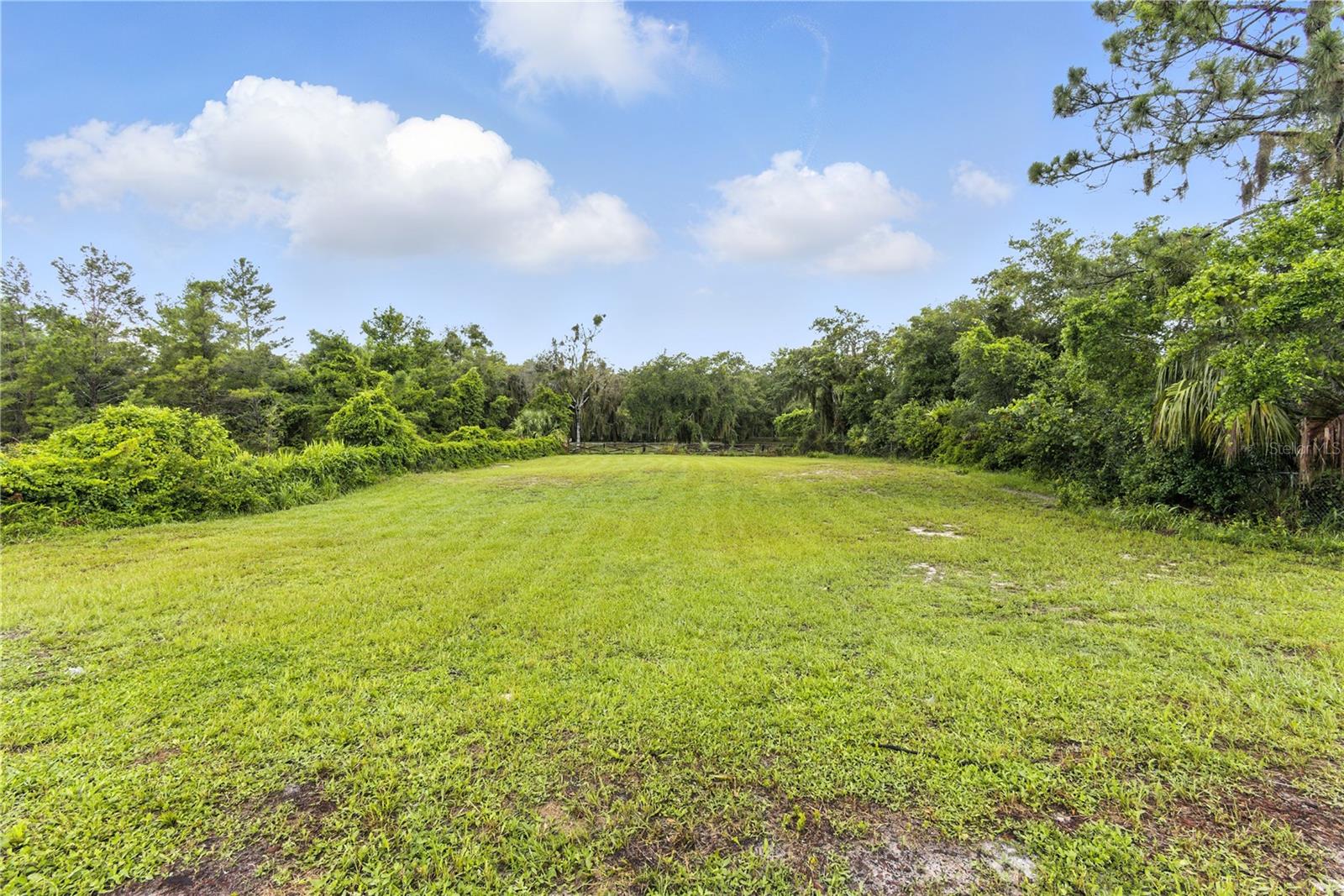 Image 60 of 75 For 560 Ora Dell Avenue