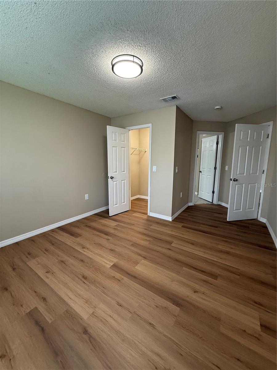 Image 14 of 28 For 1222 Bermuda Lakes Lane 207