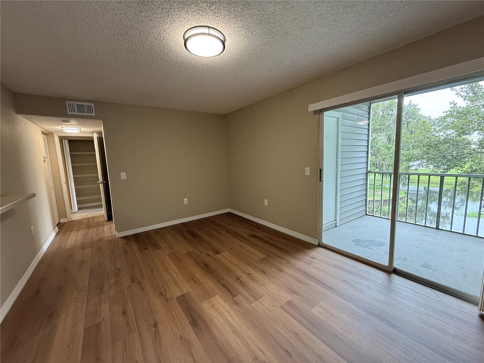 Image 8 of 28 For 1222 Bermuda Lakes Lane 207