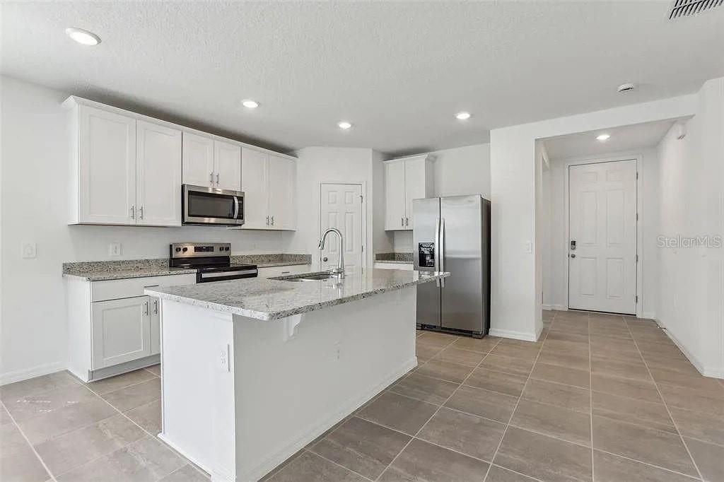Image 12 of 18 For 3872 Giorgio Drive