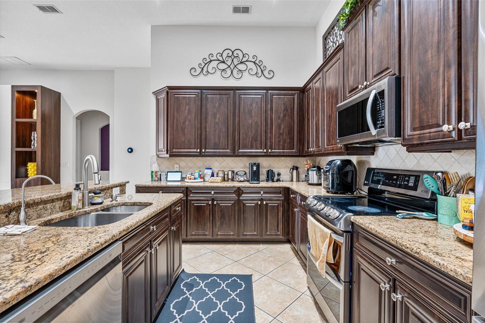 Image 16 of 48 For 13466 Zori Lane