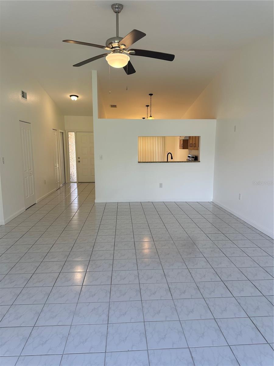 Image 6 of 12 For 6479 Royal Woods Drive