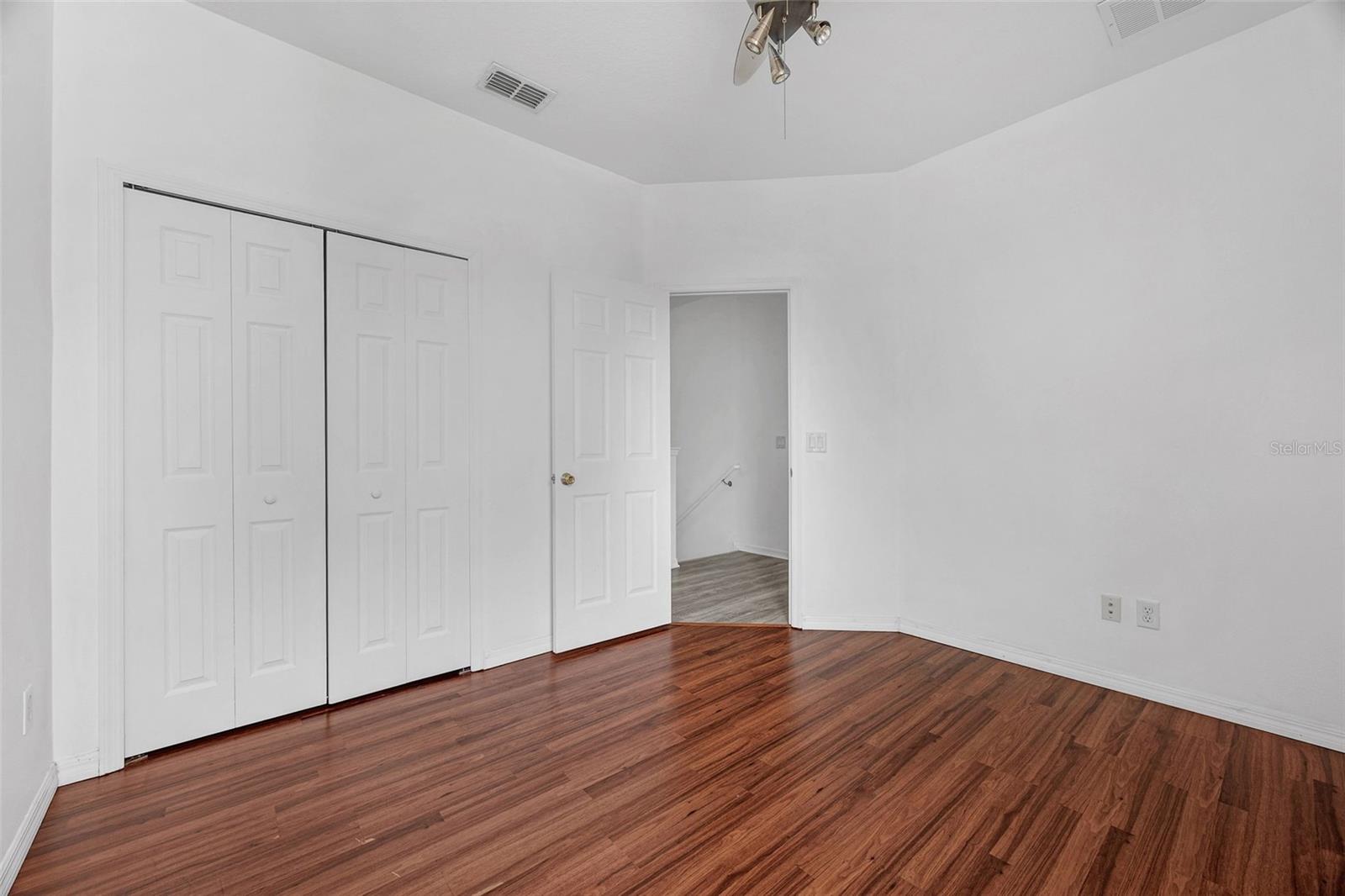 Image 14 of 48 For 9013 Shepton Street