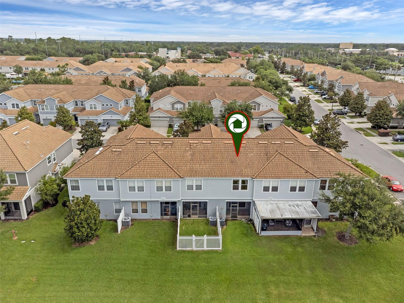 Image 4 of 48 For 9013 Shepton Street