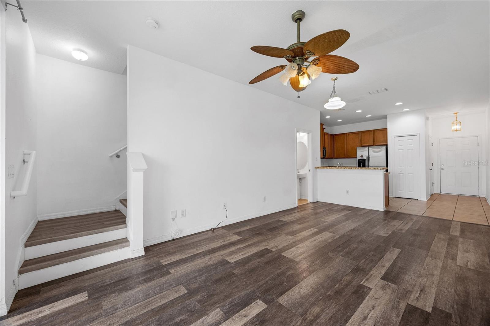 Image 9 of 48 For 9013 Shepton Street