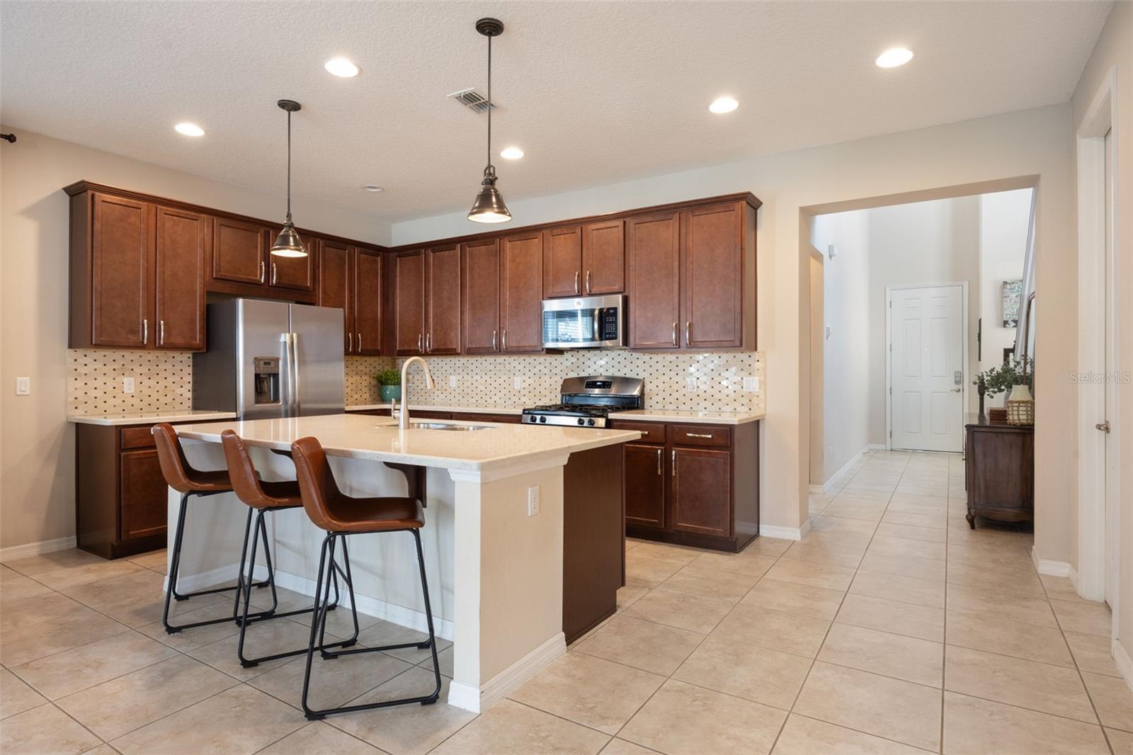 Image 12 of 35 For 15283 Shonan Gold Drive
