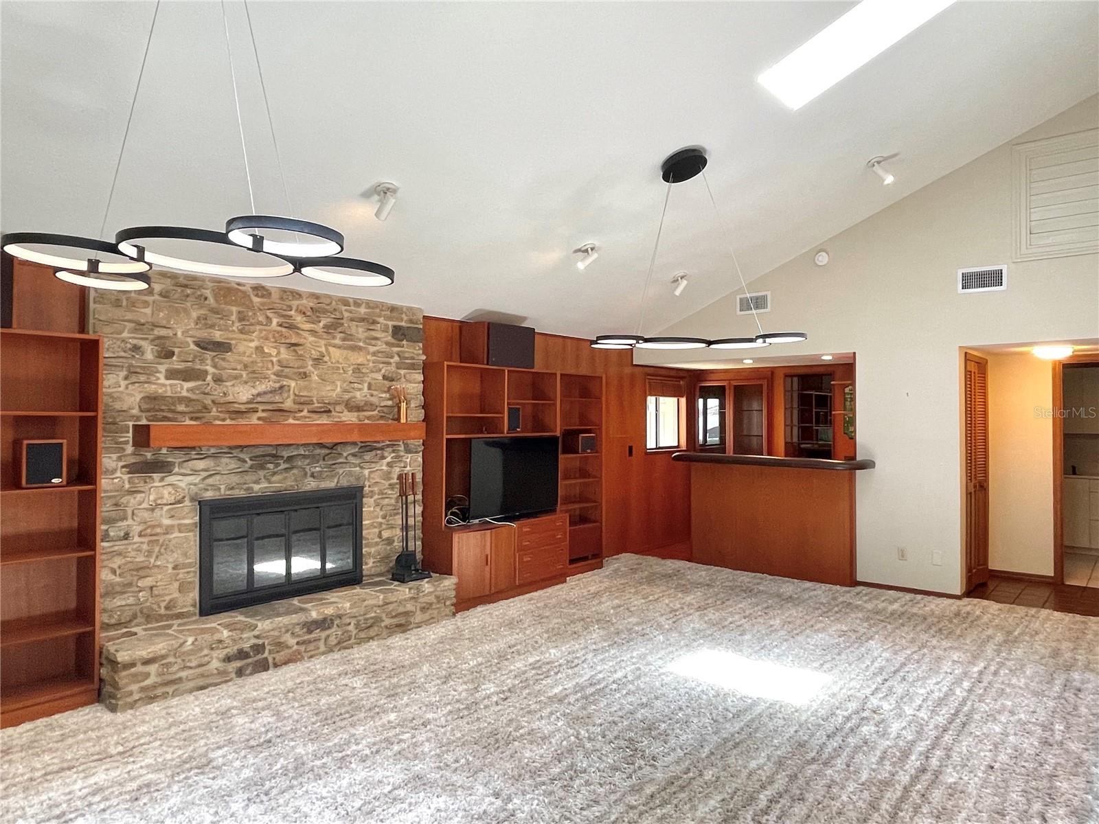Image 12 of 43 For 2020 Venetian Way