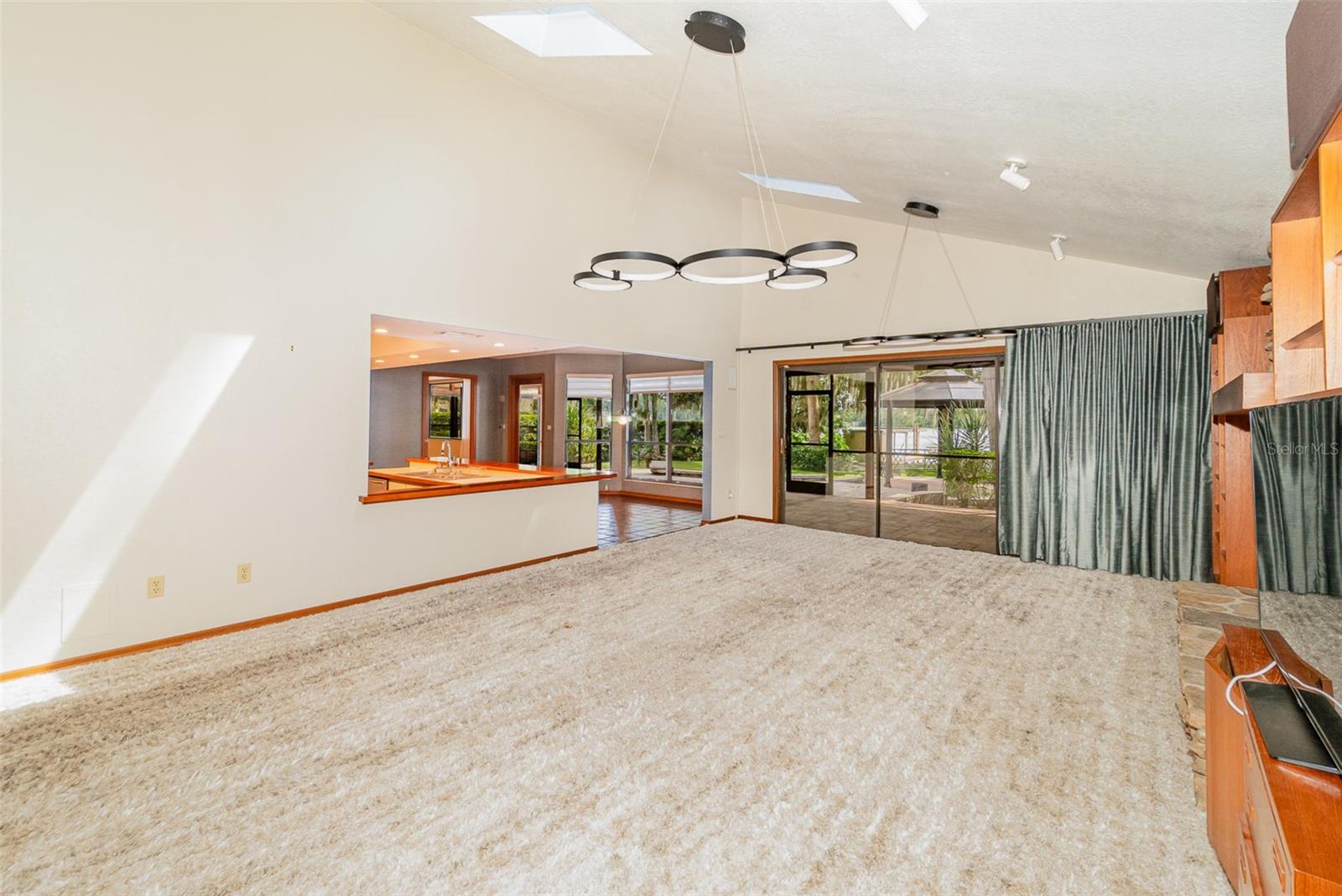 Image 13 of 43 For 2020 Venetian Way