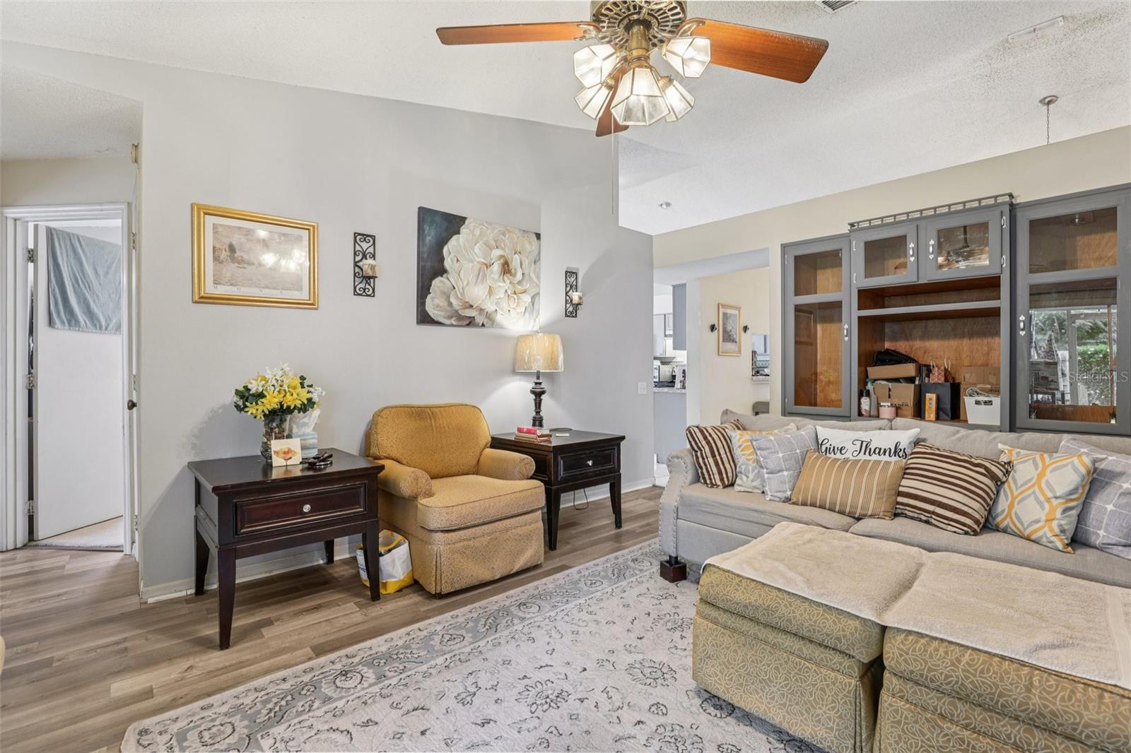 Image 10 of 62 For 8407 Fort Thomas Way