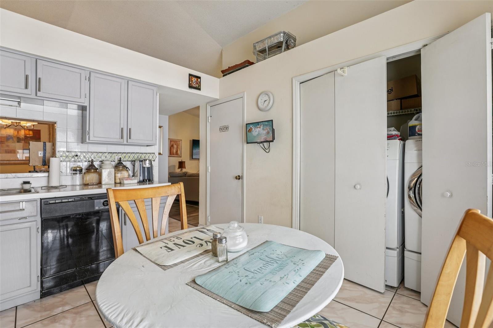 Image 15 of 62 For 8407 Fort Thomas Way